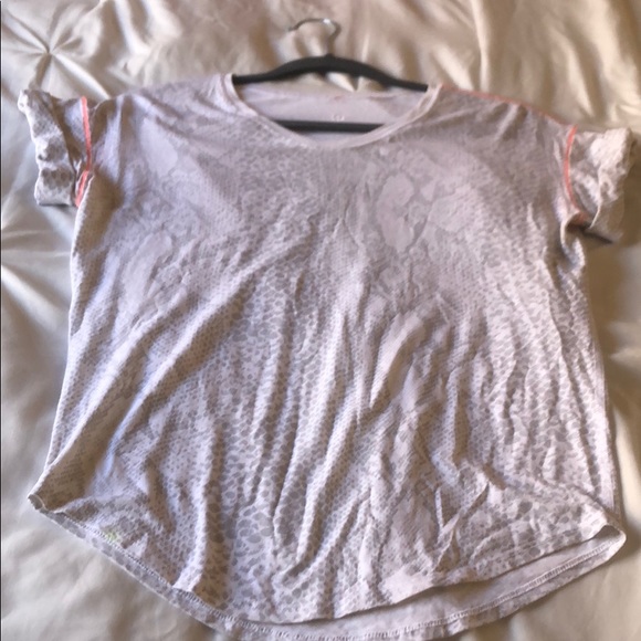 Lululemon Top - Picture 2 of 7